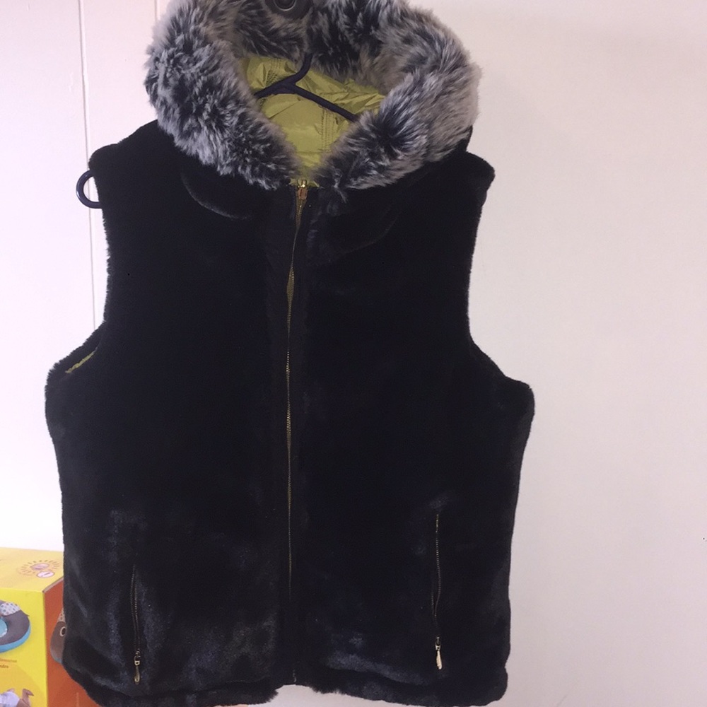 Obermeyer Faux fur vest
